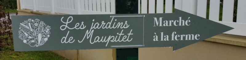 les_jardins_de_maupitet_suivre_la_fleche_r.jpg