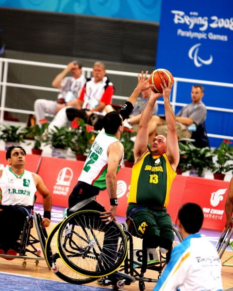 720px-wheelchair_basketball_at_the_2008_summer_paralympics.jpg