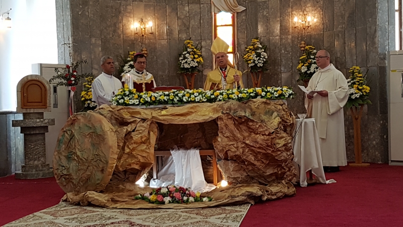 tombeau_ouvert_messe_du_jour_de_paques_a_dohuk.jpg